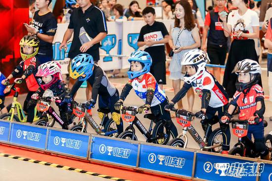 2025u赢电竞入口CFML夏季赛火热开战谁能拿下新赛季开门红 穿越火线赛事